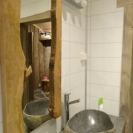 Modern Turf House Kokelv